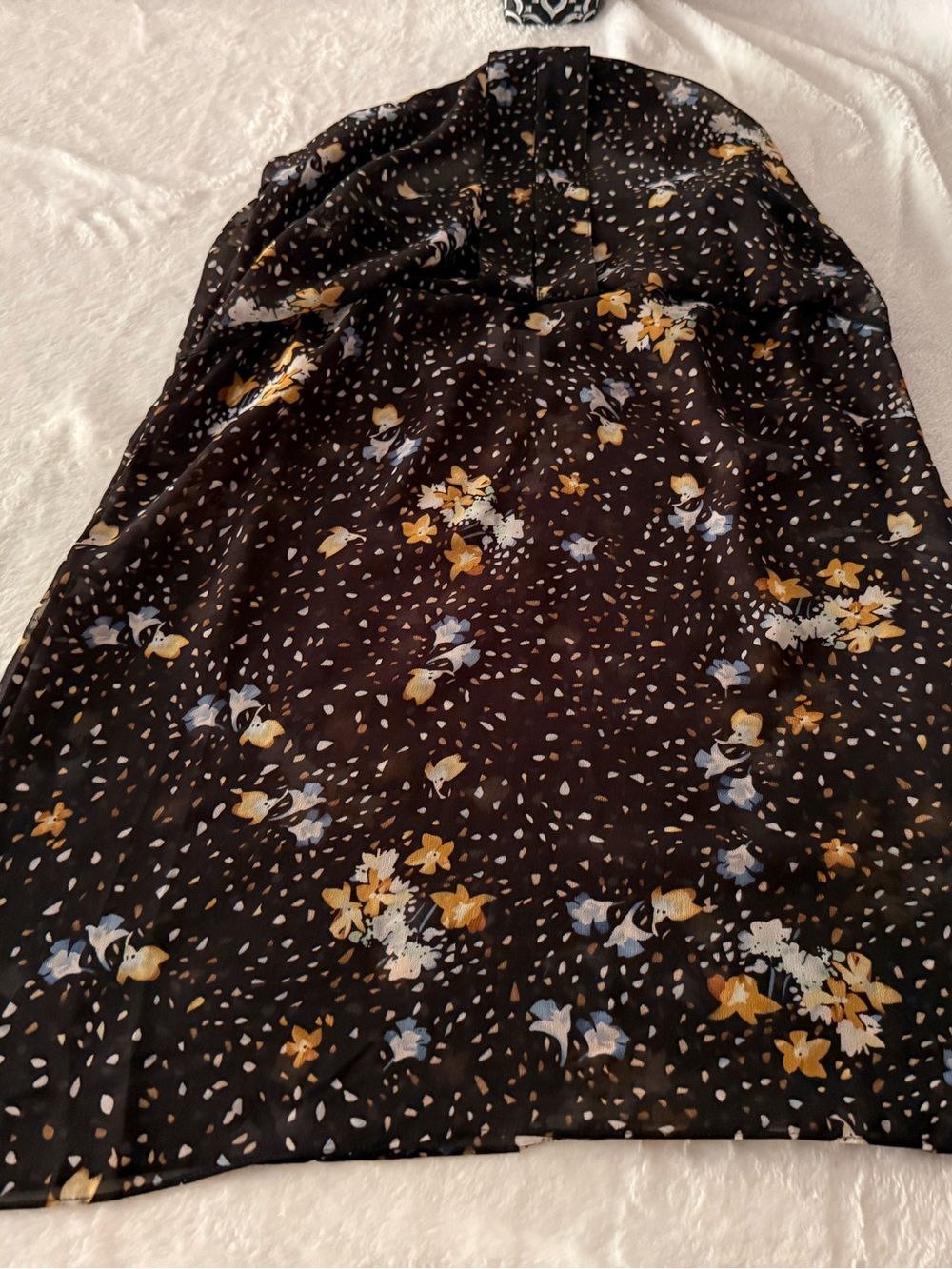 CAbi Cluster Cami Black With Floral Print Tiered Sheer Blouse M - Picture 5 of 9